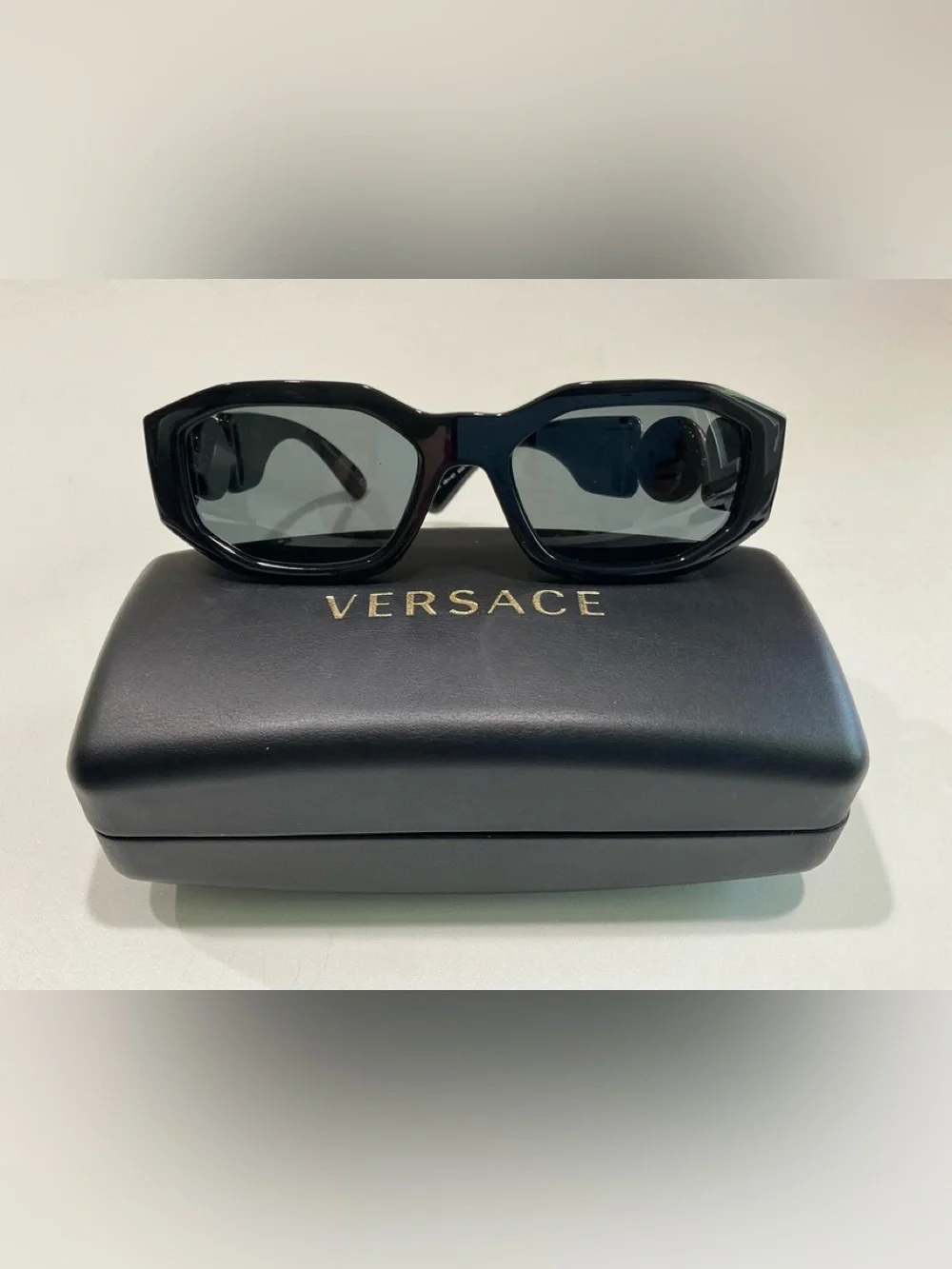 🍏🍏 Versace Authentic Sunglasses, 53x18 140 3N